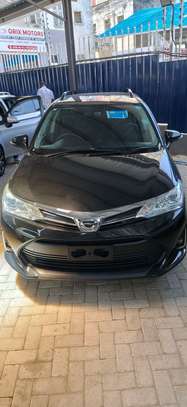 Toyota corolla Fielder black Non hybrid 2020 image 2