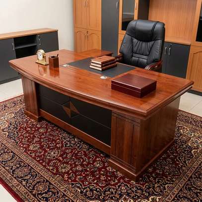 1600mm L-shaped Office Desk image 3