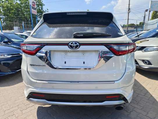 Toyota Harrier premium white 2018 image 12