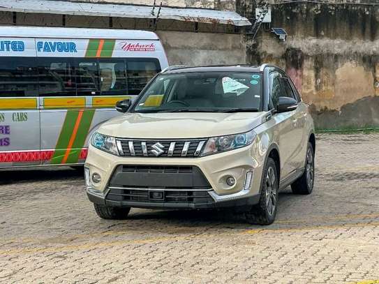 Suzuki escudo SUV 2019 4x4 image 2