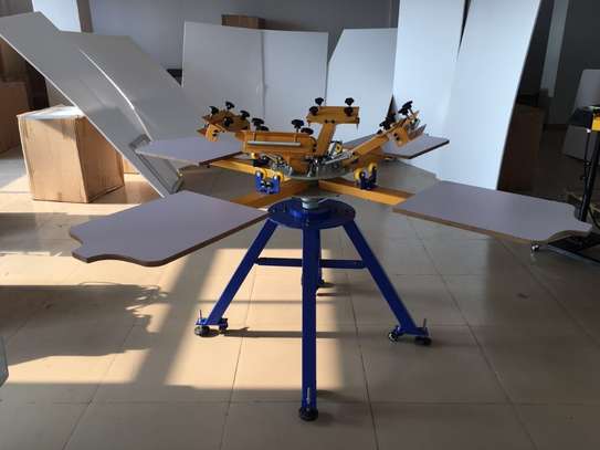 4 color 4 station screen printing machine, 4 color 4 station coursel screen printing image 1