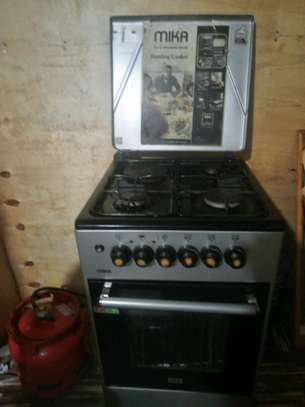 Gas and electric cooker for sale image 2