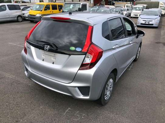SILVER HONDA FIT KDK (MKOPO/HIRE PURCHASE ACCEPTED) image 4