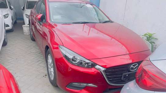 Mazda axela petrol 2018model image 1