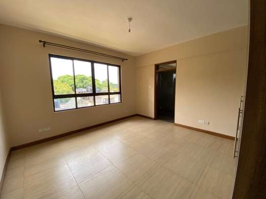 3 Bed Apartment with En Suite in Kileleshwa image 19