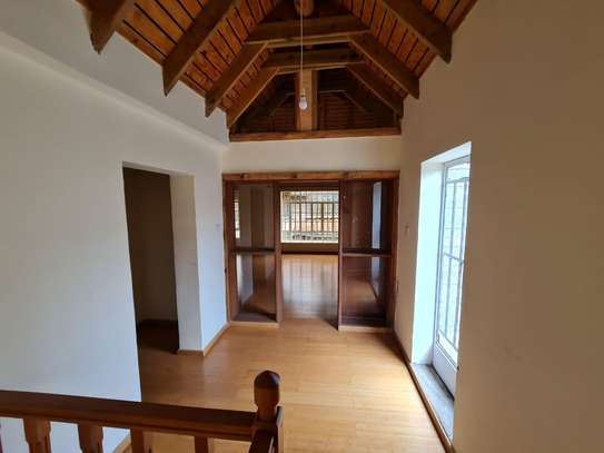 5 Bed Townhouse with En Suite at Kileleshwa image 14