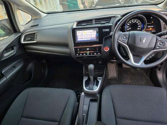 Honda Fit non hybrid 2018 image 5