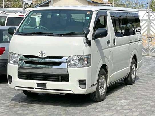 Toyota Hiace auto diesel image 5