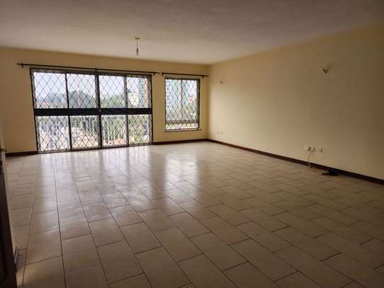 3 Bed Apartment with En Suite in Westlands Area image 4