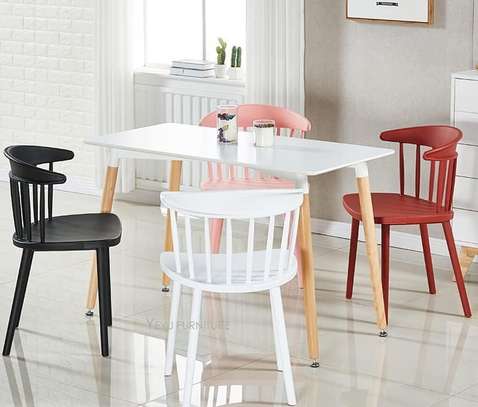 Dining Chair : Plastic Round Dining Seat with Legs image 4