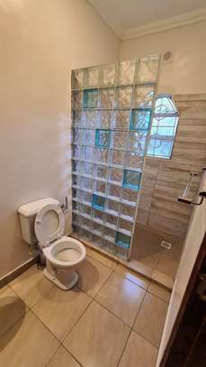 Classic 3 bedroom all ensuite +2 br guestwing for sale image 11