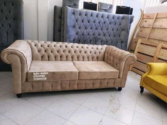 Modern brown three seater chesterfield sofa image 4