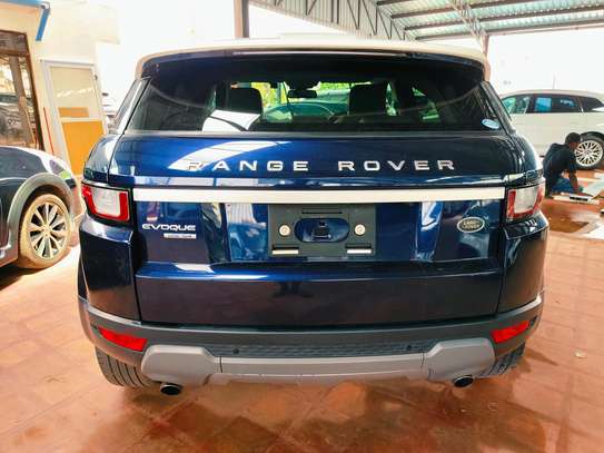 Range Rover Evogue Petrol blue 2017 image 10