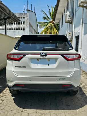 Toyota Harrier 2018 white 2wd image 8
