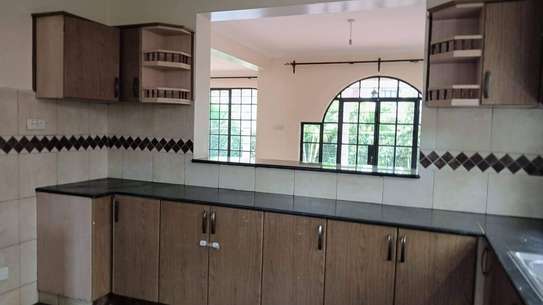 4 Bed Townhouse with En Suite in Kiambu Road image 1