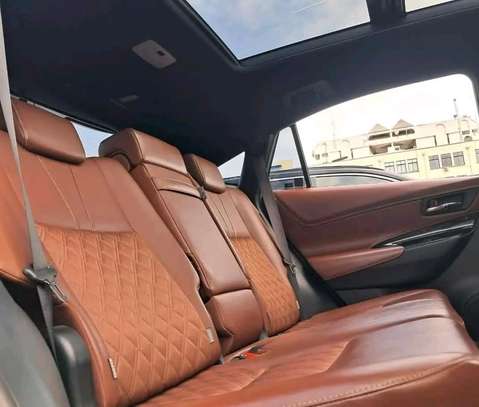 Toyota Harrier white 2018 2wd image 7