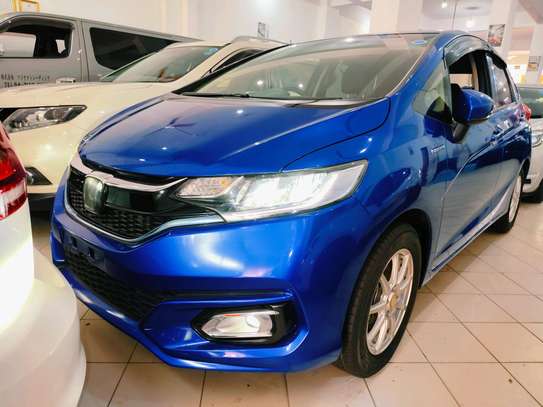 Honda fit hybrid blue 2017 only 4000km image 2