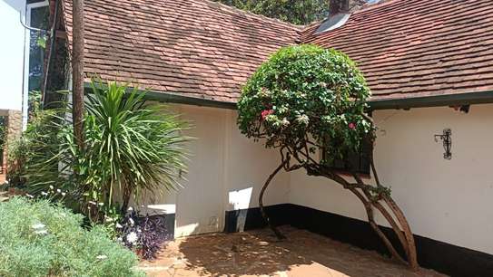 6 Bed Townhouse with Garden in Lavington image 16