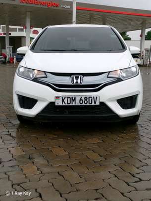 Honda Fit Hybrid image 5