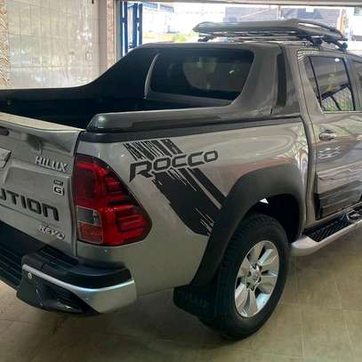 TOYOTA HILUX ROCCO image 5