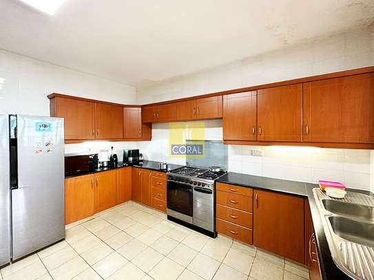 4 Bed Apartment with Parking in Parklands image 13