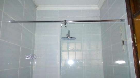 shower cubicle image 1