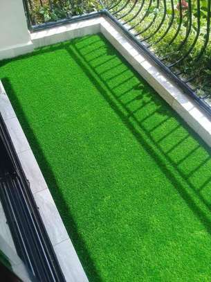 Nice quality artificial grass carpet image 3