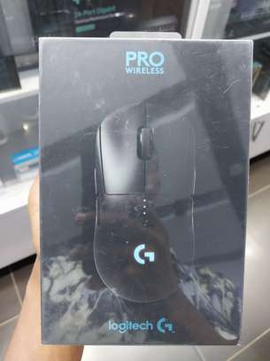 Logitech G PRO Wireless Gaming Mouse HERO 25K Sensor 25,600 image 2