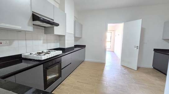 1 Bed Apartment with En Suite in Lavington image 1