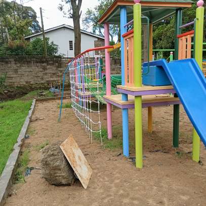 School sand playgrounds image 1