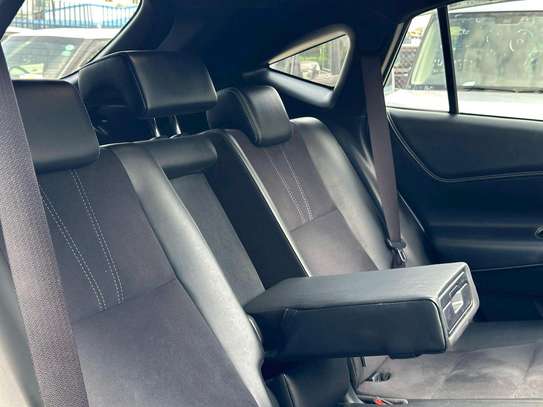 Toyota Harrier GR Black 2018 Sunroof image 9