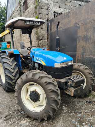 New Holland Tt75 tractor image 6