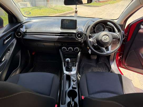 Mazda Demio Red image 4