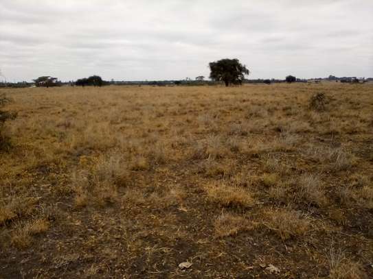 30 ac Land at Off Namanga Rd image 1