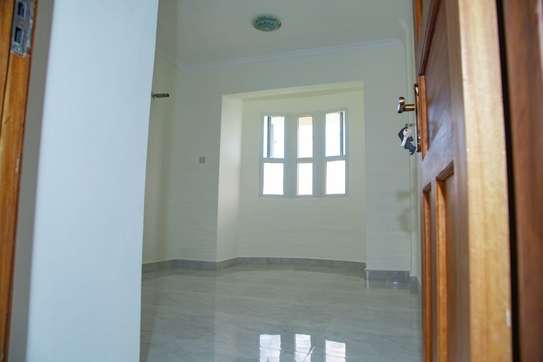3 Bed Apartment with En Suite in Mtwapa image 19