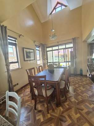 4 Bed Townhouse with En Suite in Kileleshwa image 3
