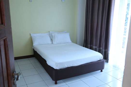 Serviced 2 Bed Apartment with Aircon at New Malindi Road image 3