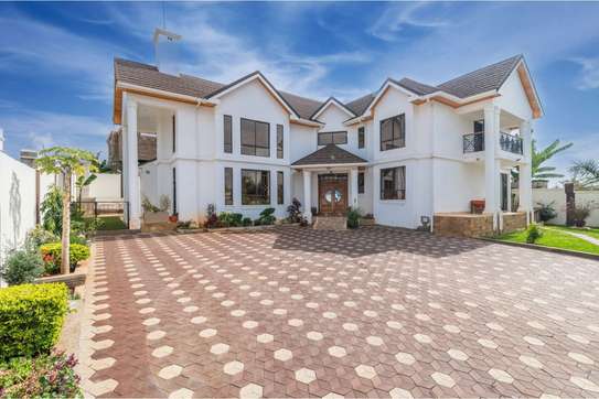 5 Bed House with En Suite in Thika Road image 13