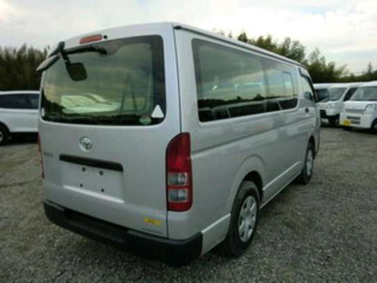 Toyota hiace auto diesel(mkopo accepted) image 5