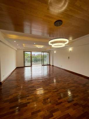 4 Bed Apartment with En Suite in Kileleshwa image 1