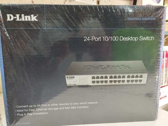 D-Link 24 port Desktop switch image 1