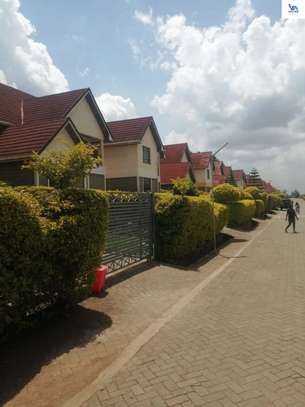 5 Bed Townhouse with En Suite in Ngong image 5