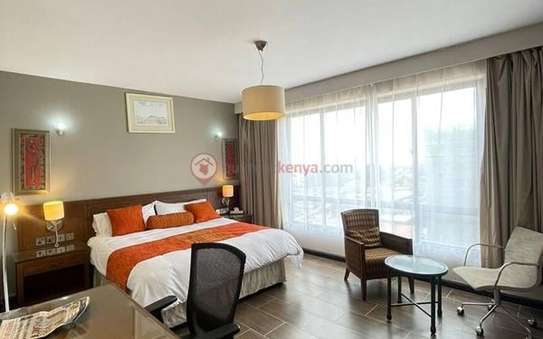Serviced 3 Bed Apartment with En Suite in Kilimani image 10