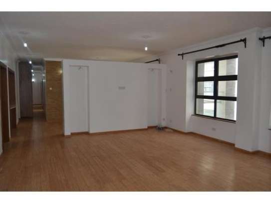 3 Bed Apartment with En Suite at Riverside Drive image 26