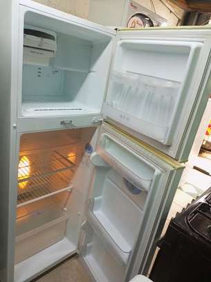 Lg fridge image 4