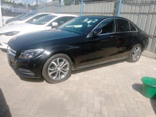 Mercede benz C200 image 7
