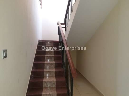 4 Bed Townhouse with En Suite at Nyali image 13