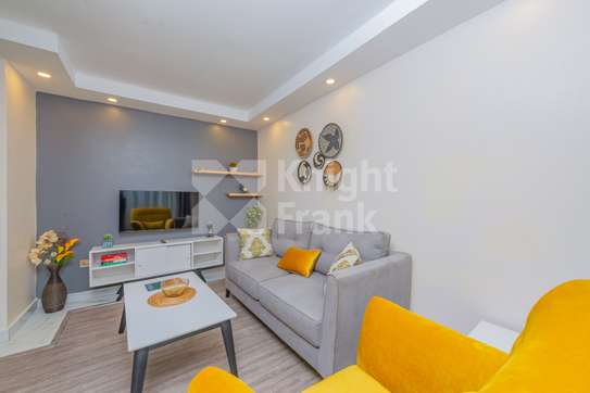 1 Bed House with Garden at Karen Brooks image 4