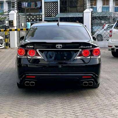 Toyota crown athlete fully loaded 🔥🔥🔥 image 2
