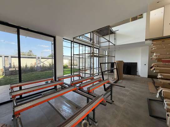 4 Bed Villa with En Suite in Kiambu Road image 19